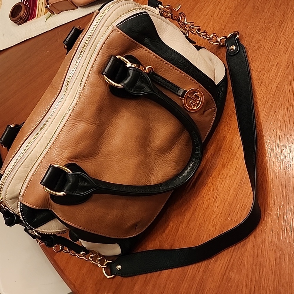 Audrey Brooke tri-colored purse! Gently loved!